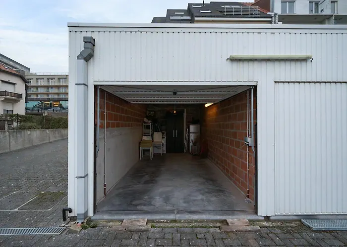 Penthouse With Spacious Terrace & Sea View 奥斯滕德